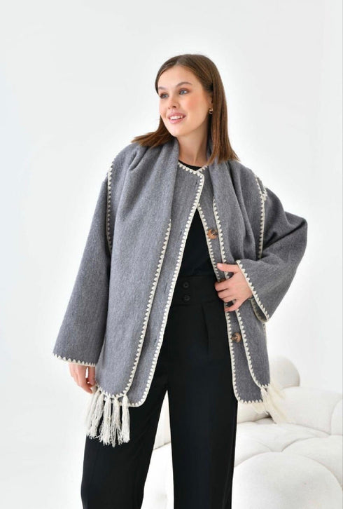 جكيت مع سكارف