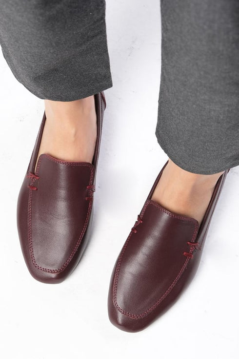 حذاء لوفر جلد حقيقي لون بورغوندي