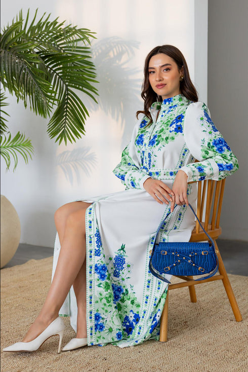 فستان طويل منقوش بالورد - أبيض