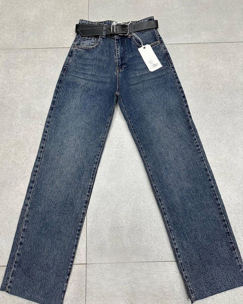 جينز غامق يومي عملي