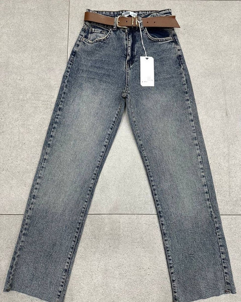 جينز غامق يومي عملي