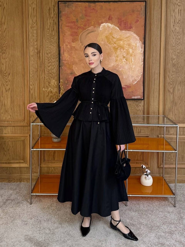 طقم تنورة وقميص لون أسود