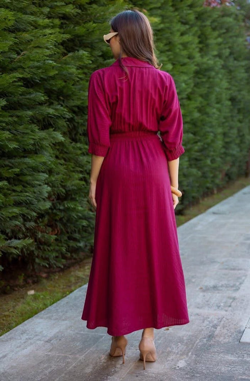 فستان طويل باللون البرغندي