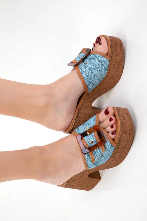 سليبر قش بكعب عالي - أزرق فاتح