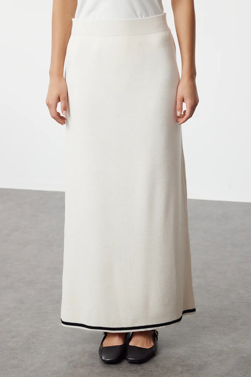 طقم نسائي قطعتين من التريكو - إيكرو