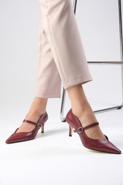 حذاء بكعب متوسط لون بوردو