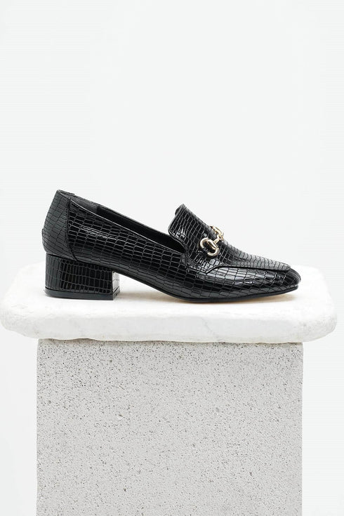 حذاء نسائي بكعب لون أسود