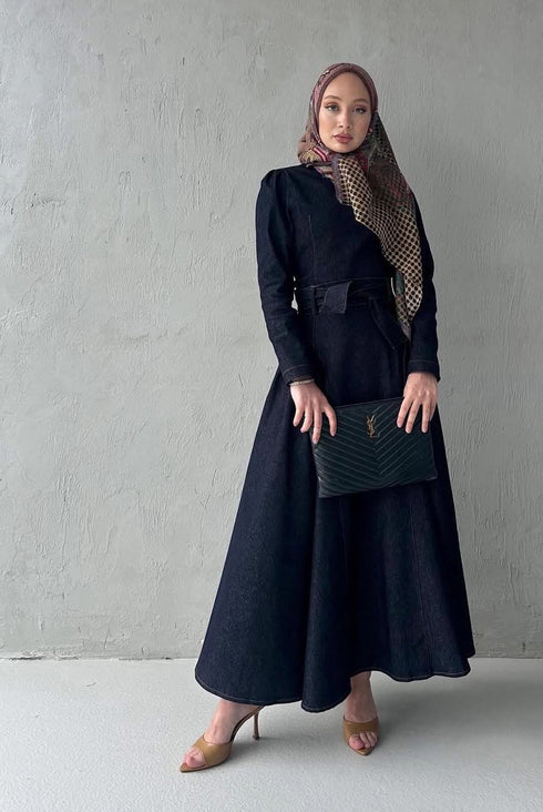 طقم قطعتين قميص وتنوره جينز غامق