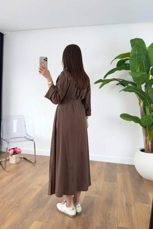 طقم قطعتين قميص وتنورة لون بني