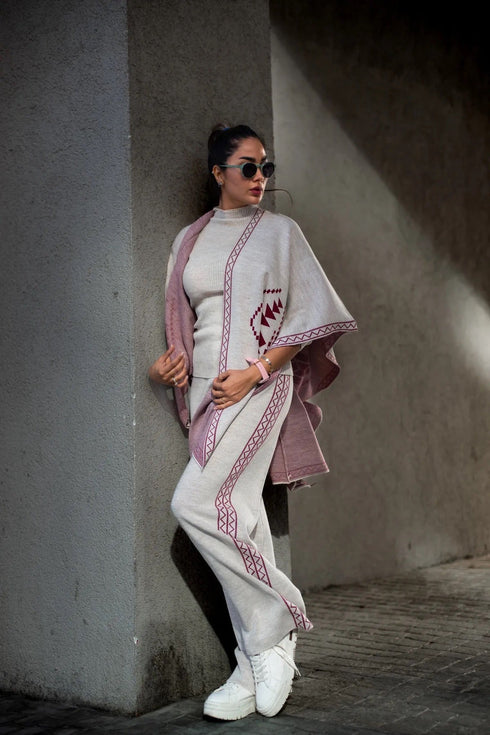 طقم نسائي محبوك من 3 قطع *