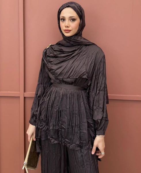 طقم ساتان بقبة شال - بني غامق