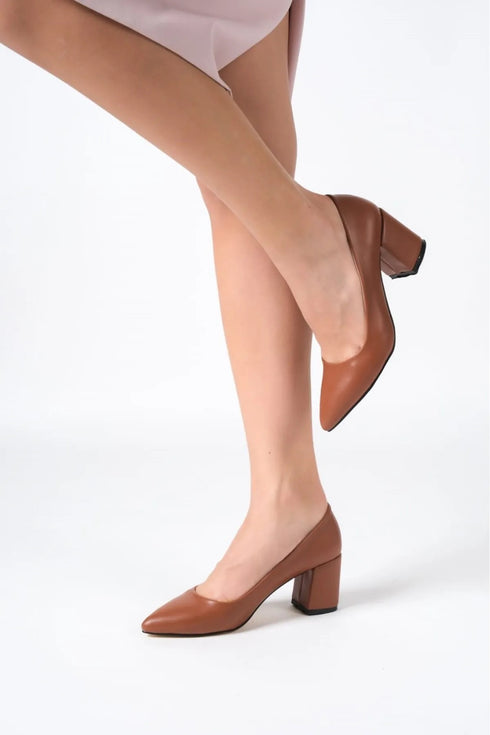 Camel Leather Pointed Toe Low Heel