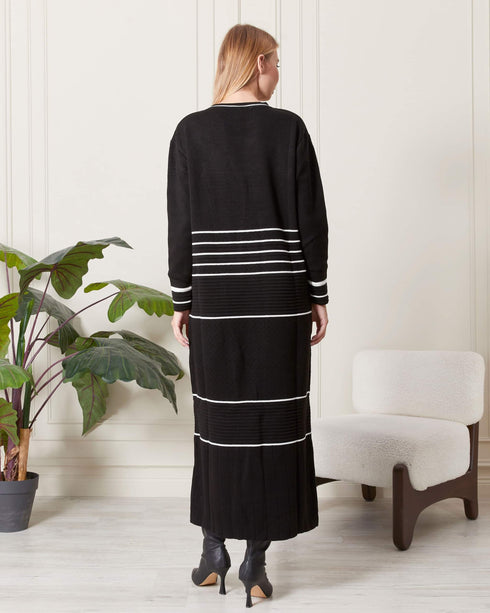 فستان تريكو مخطط لون أسود