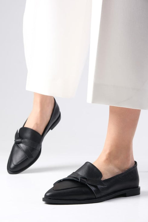 حذاء لوفر من الجلد الحقيقي باللون الأسود