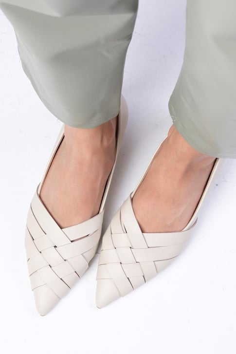 حذاء بكعب قصير - لون بيج