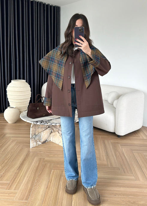 ترانشكوت خريفي مع سكارف