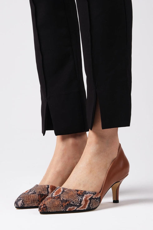 حذاء كعب قصير نقشة تايجر - عسلي