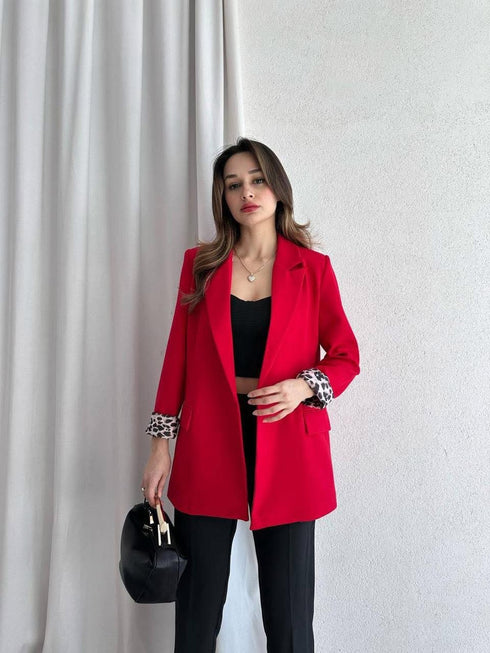 بليزر نسائي لون أحمر