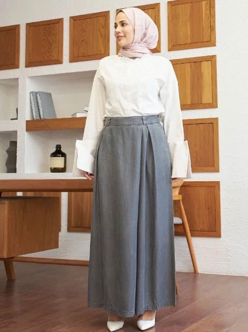 بنطلون دينيم واسع