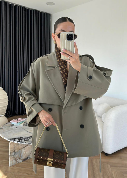 ترانشكوت خريفي قصير