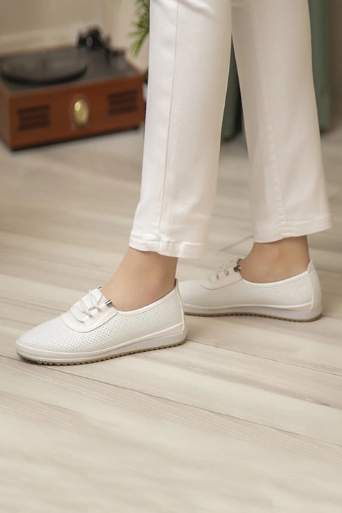 حذاء نسائي يومي - أبيض