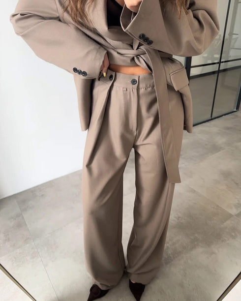 طقم رسمي قطعتين باللون البيج