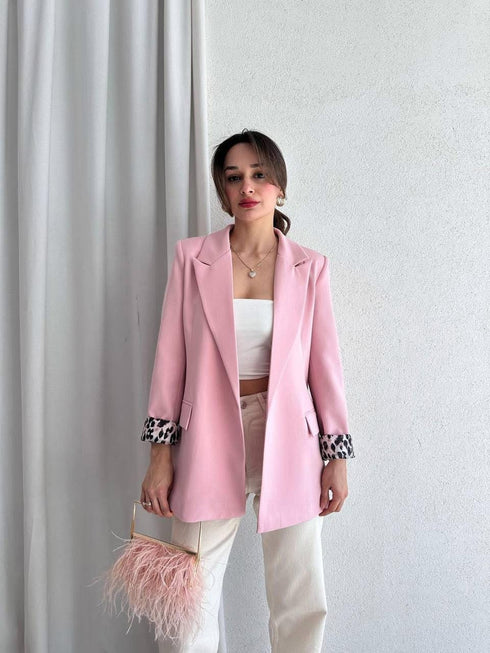 بليزر نسائي لون وردي