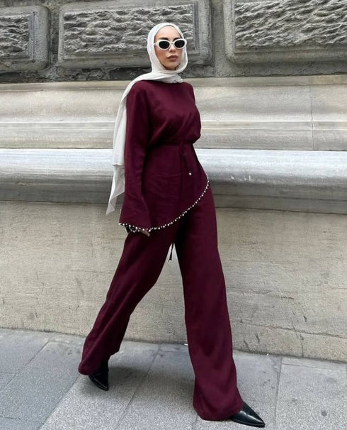 طقم قطعتين باللون البرغندي