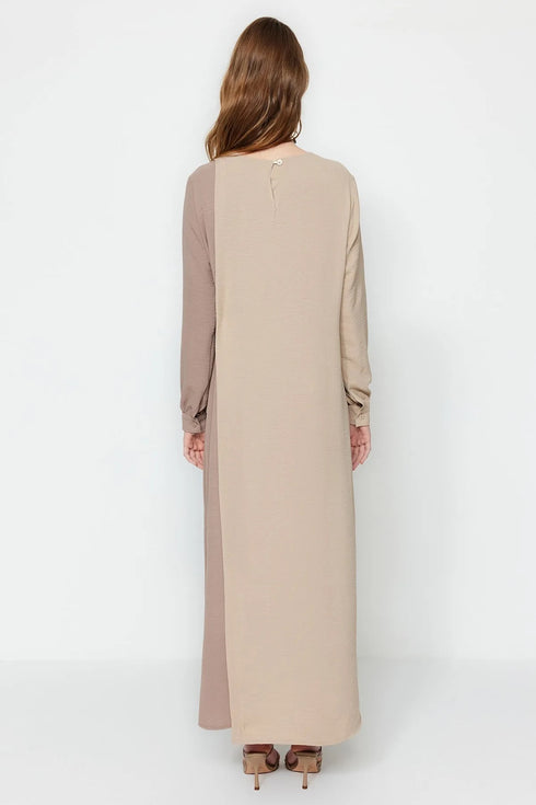 فستان نسائي منسوج بلون بيج