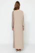 فستان نسائي منسوج بلون بيج