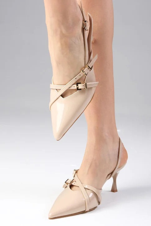 حذاء مفتوح من الخلف كعب عالي- بيج