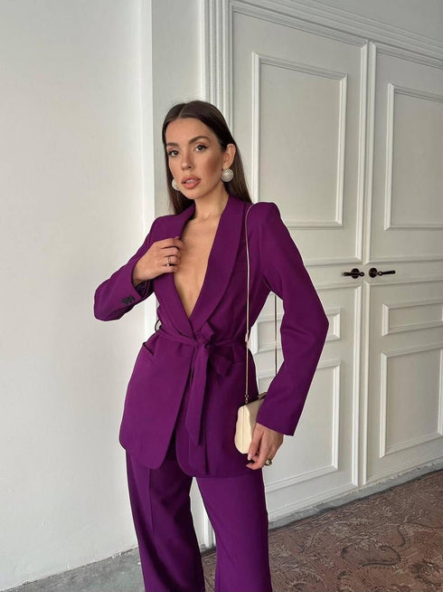 طقم رسمي قطعتين باللون البنفسجي