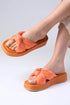 سليبر نسائي باللون البرتقالي