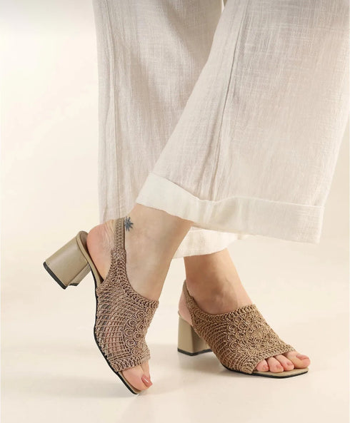 صندل بكعب عالي - بيج