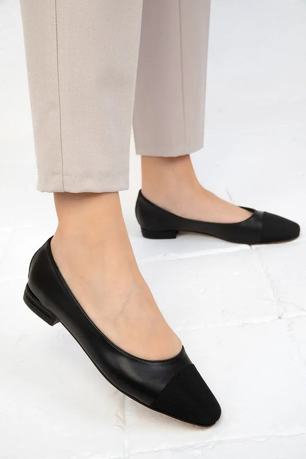 حذاء باليه لون أسود