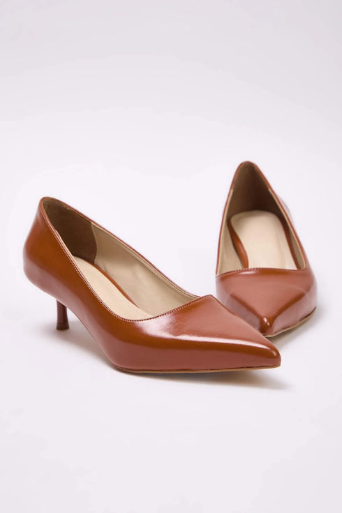 حذاء كعب قصير كلاسيكي