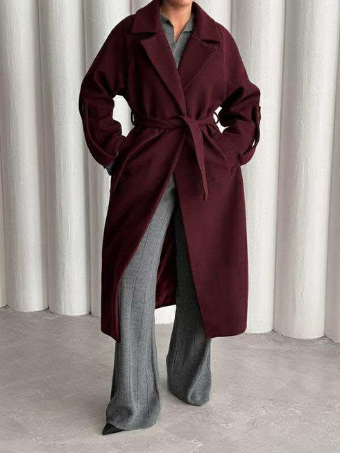 جكيت طويل جوخ باللون البودرو