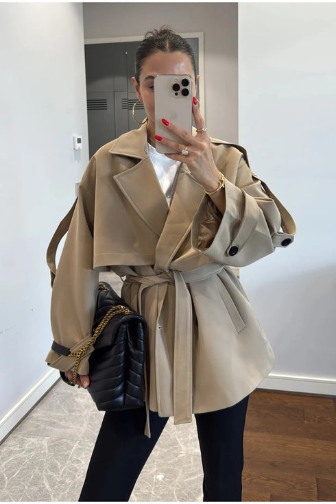 ترانشكوت خريفي قصير