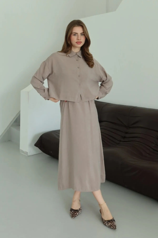 طقم فستان مع قميص - بيج