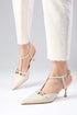 حذاء بكعب مفتوح من الخلف بلون البيج