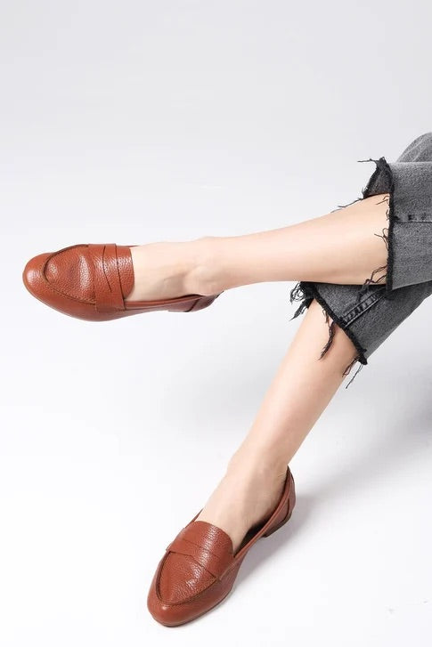 حذاء جلد حقيقي لون عسلي