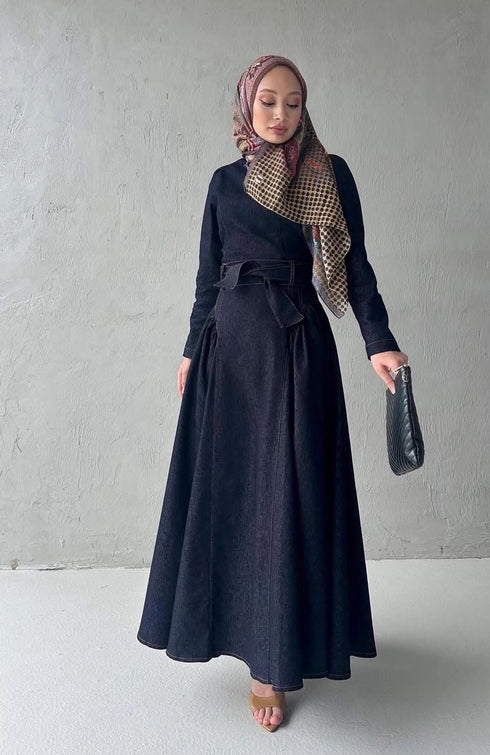 طقم قطعتين قميص وتنوره جينز غامق