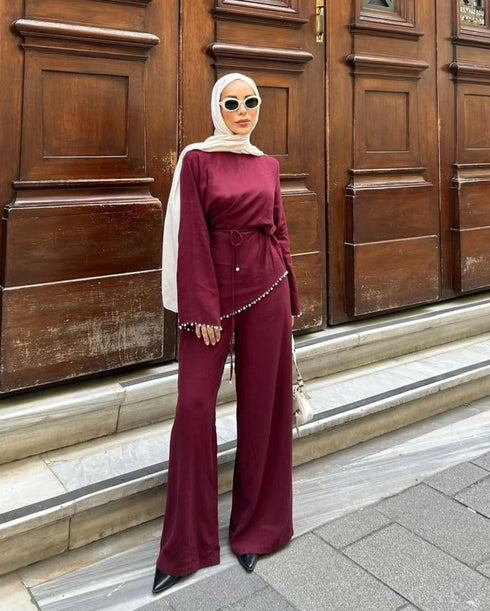 طقم قطعتين باللون البرغندي