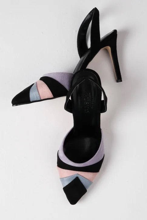 حذاء بكعب عالي متعدد الألوان