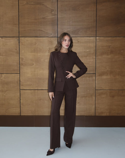 طقم رسمي كلاسيكي