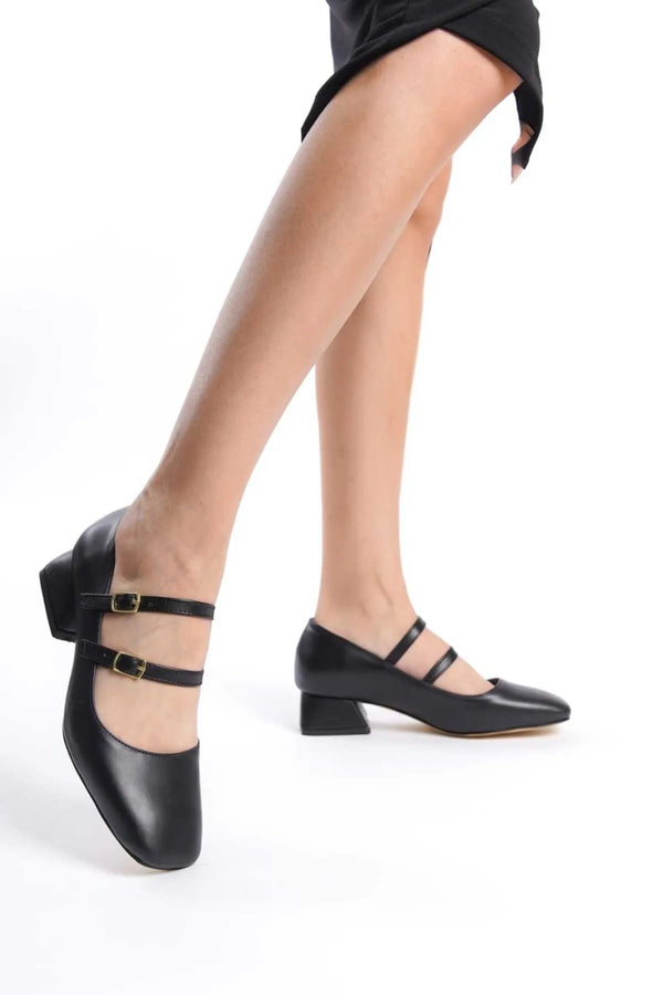 Black Patent Leather Closed Back Short Heel
