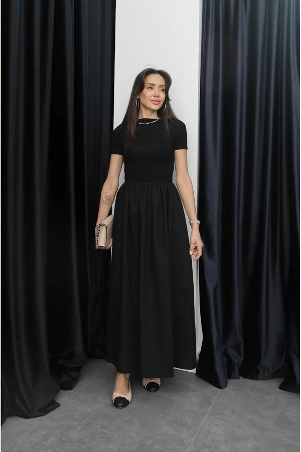 فستان نسائي لون أسود