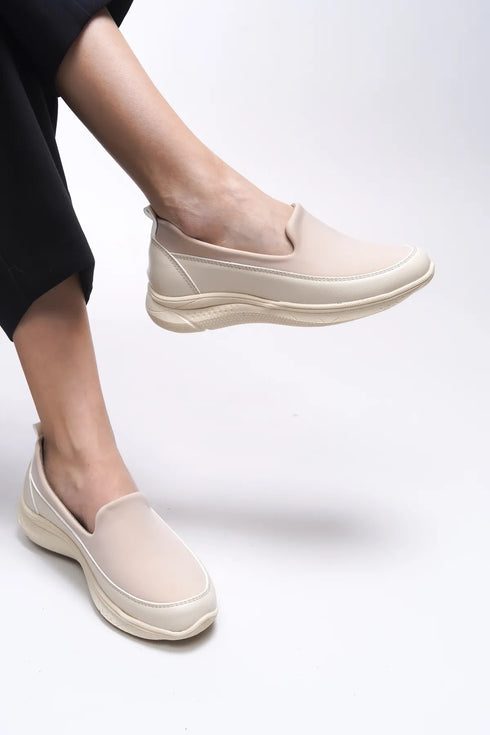 حذاء نسائي - بيج