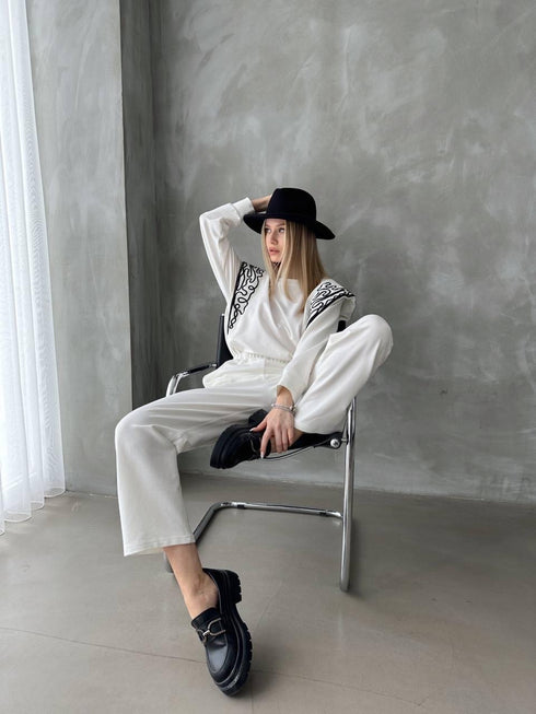 WHITE EMBROIDERED SET