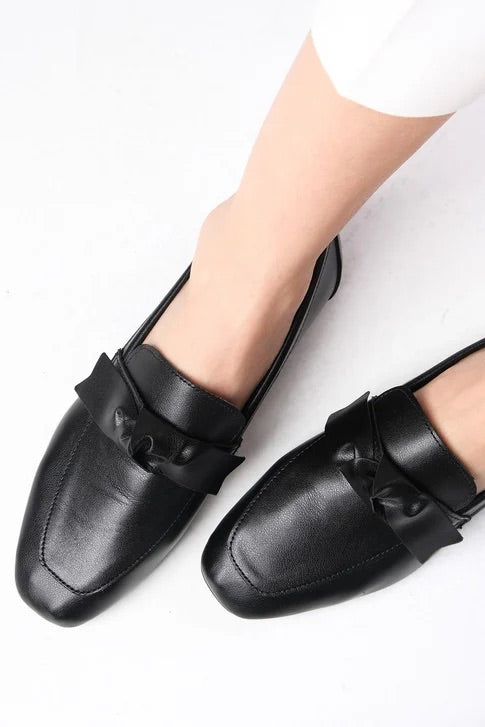 حذاء لوفر من الجلد الحقيقي باللون الأسود